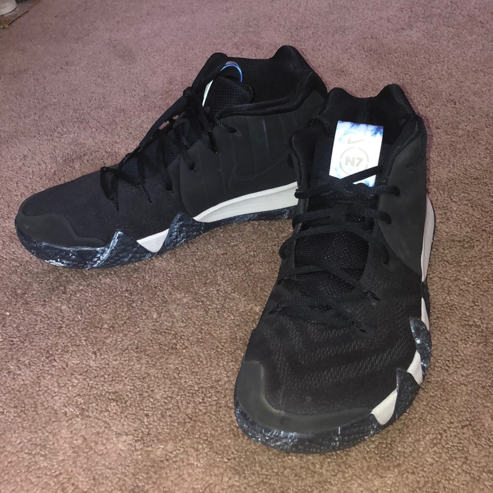 Nike Kyrie 4’s “standing rock tribute”